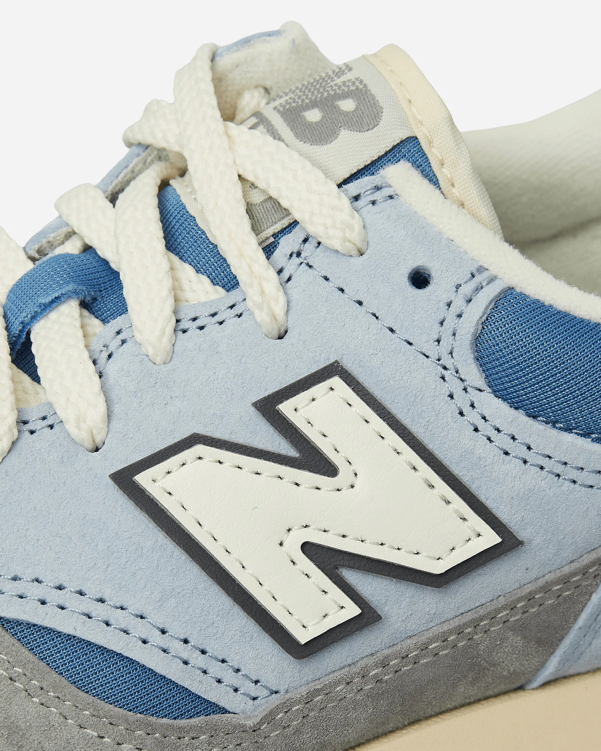 475 Sneakers Gris Arctique Clair / Bleu Laguna / Gris Ardoise