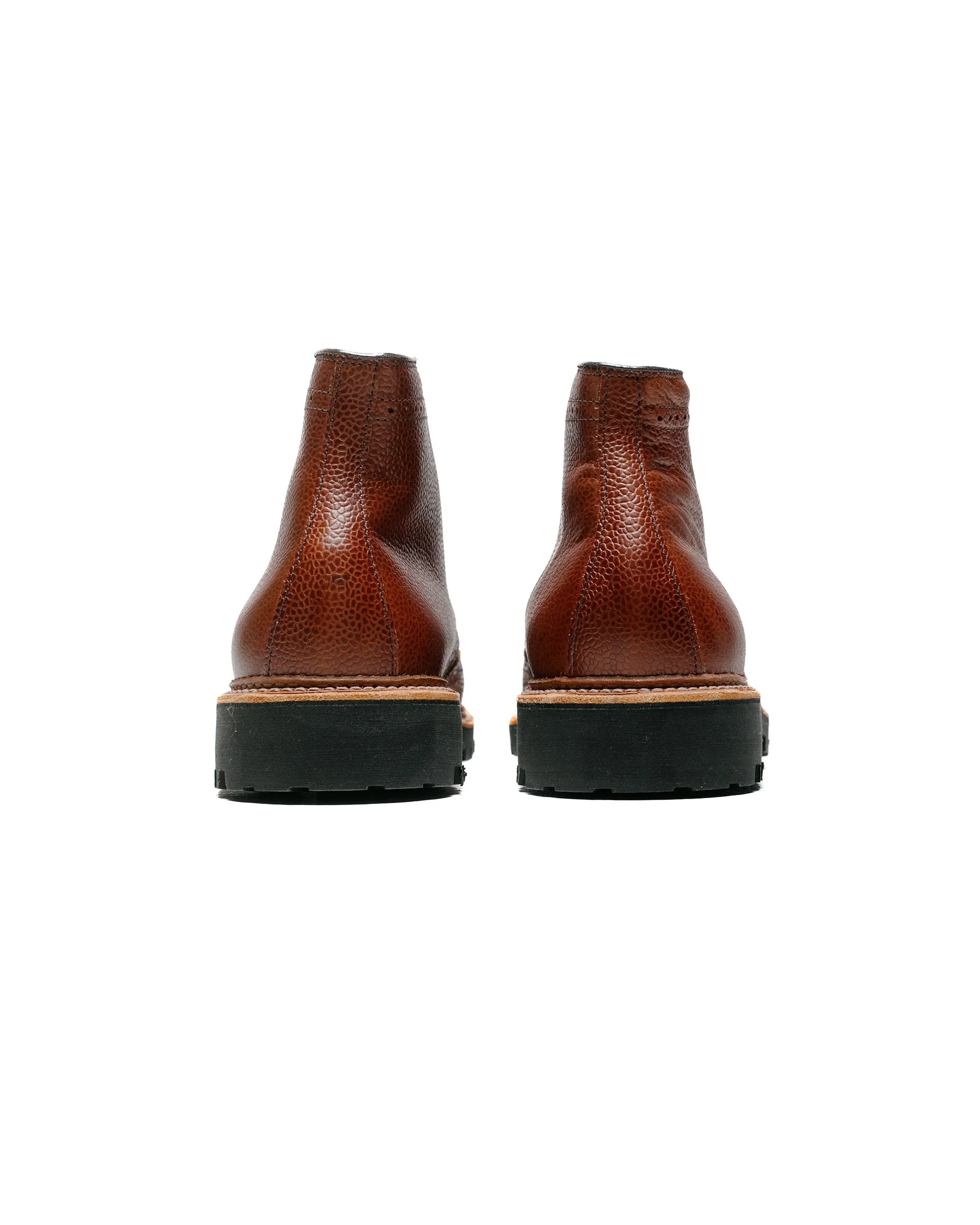 Botte courte Alden en grain de scotch marron avec semelle à crampons