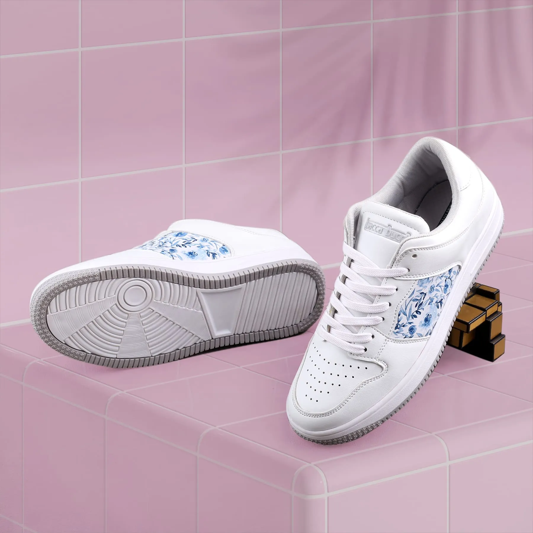 Bacca Bucci BLISS Sneakers Basses à Semelle Plate pour Femme avec Imprimés Numériques