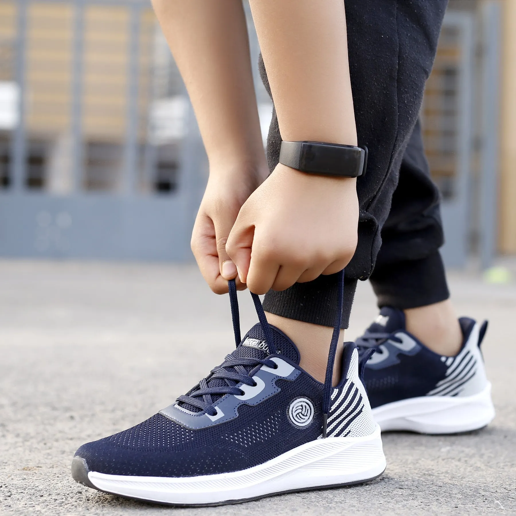 Bacca Bucci Chaussures de Sport Tricotées Essentielles pour Garçons ou Filles (Âge : 8 à 12 ans)