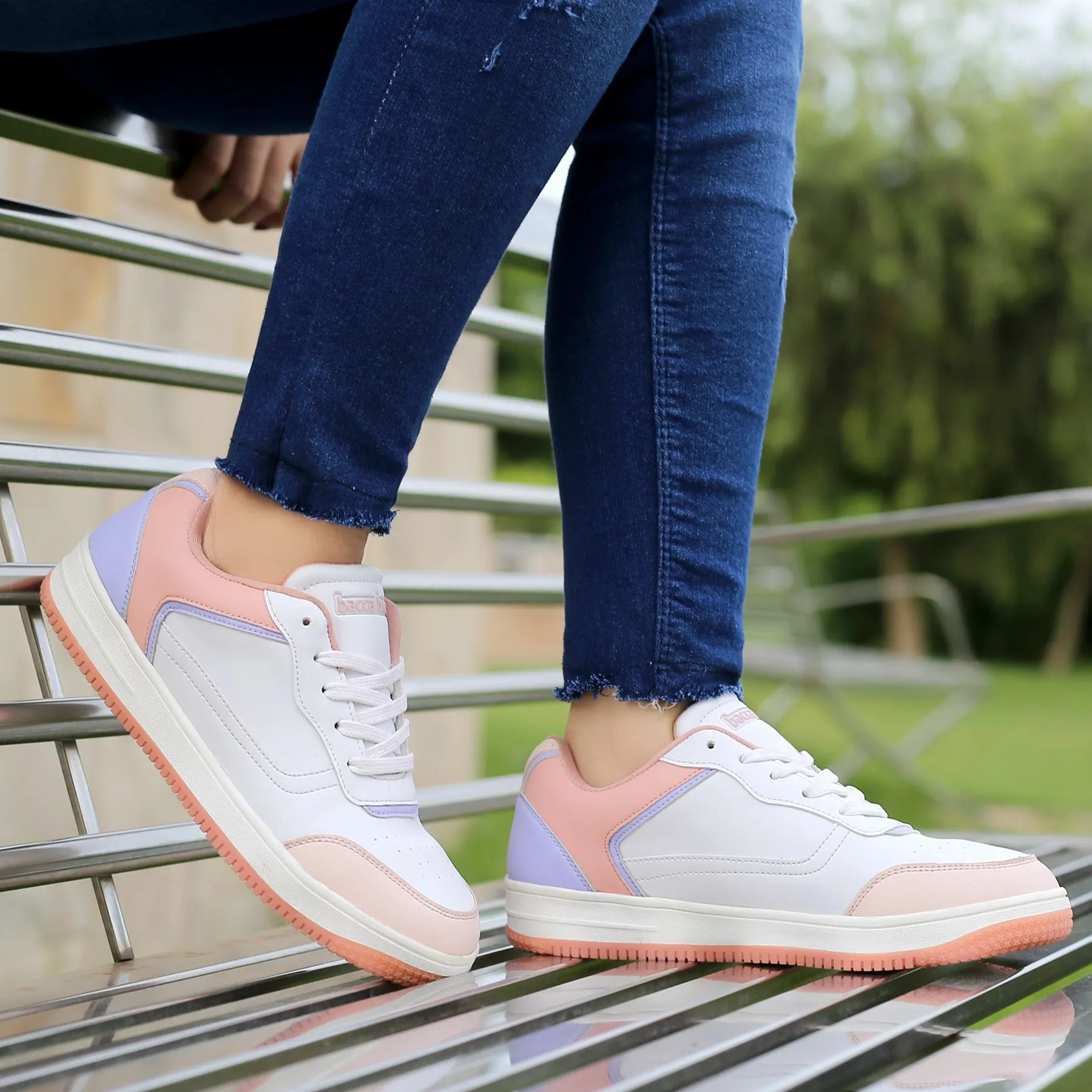 Bacca Bucci NAOMI Sneakers Basses à Semelle Plate pour Femmes