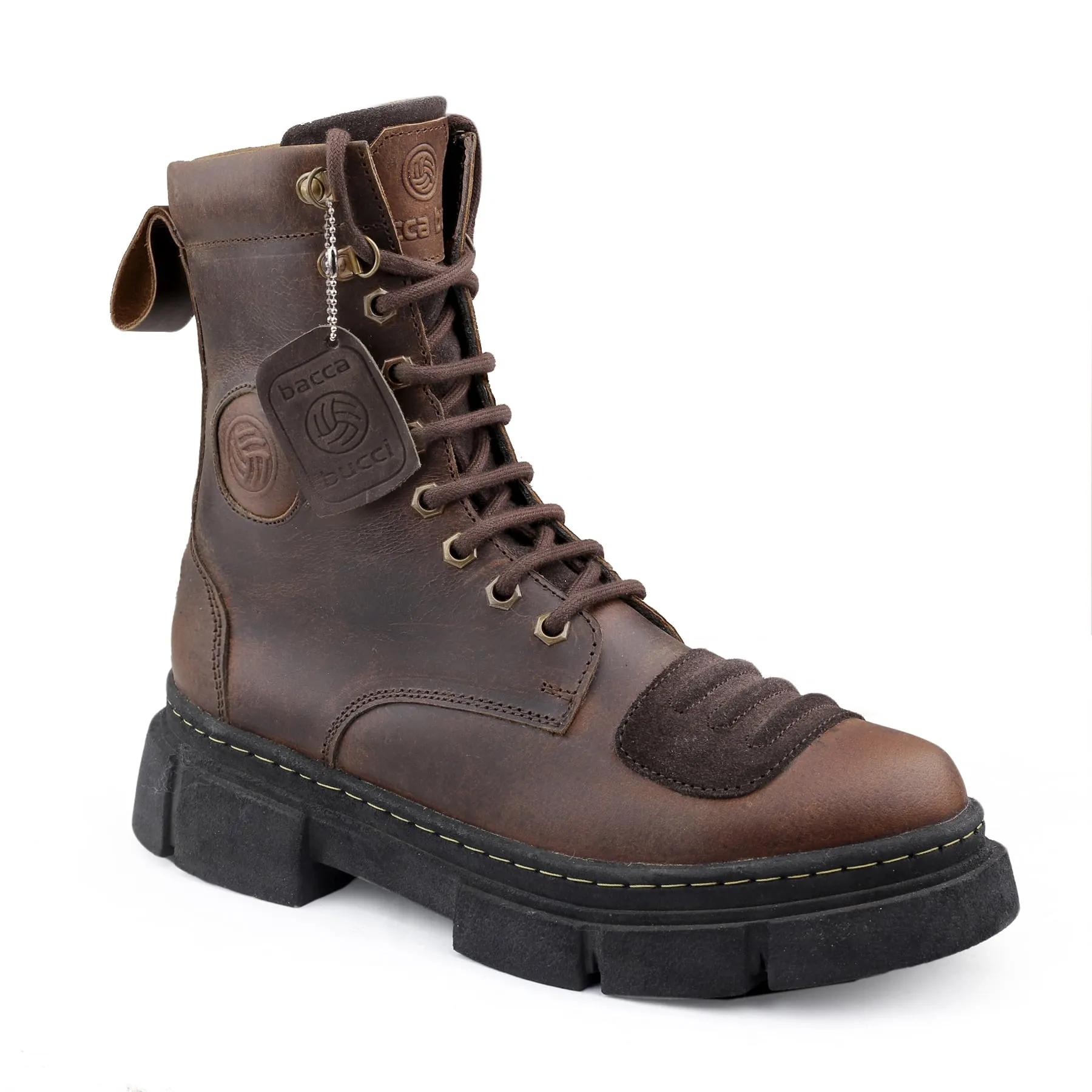 Bacca Bucci Sinistre