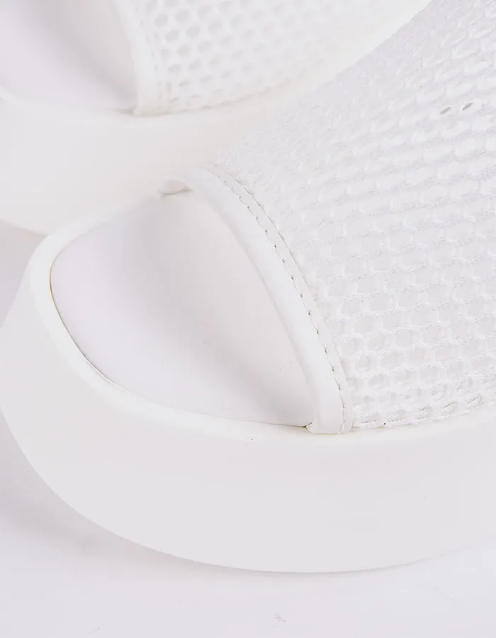 Croyez au Crochet Blanc