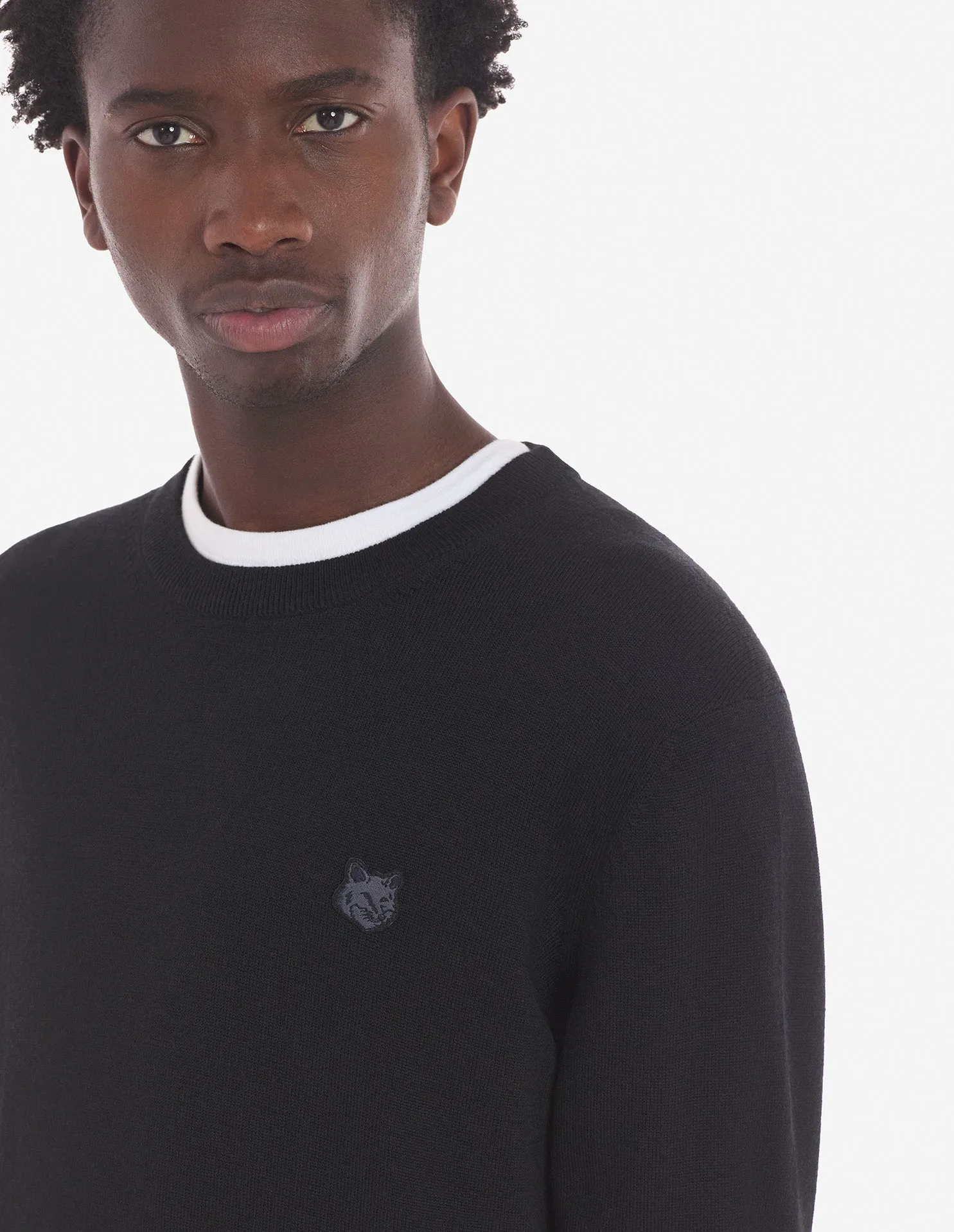 Pull Regular Noir avec Patch de Tête de Renard en Gras