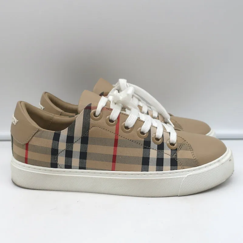 Burberry Vintage Check et Sneakers Basses en Cuir Archive Beige Taille 35.5