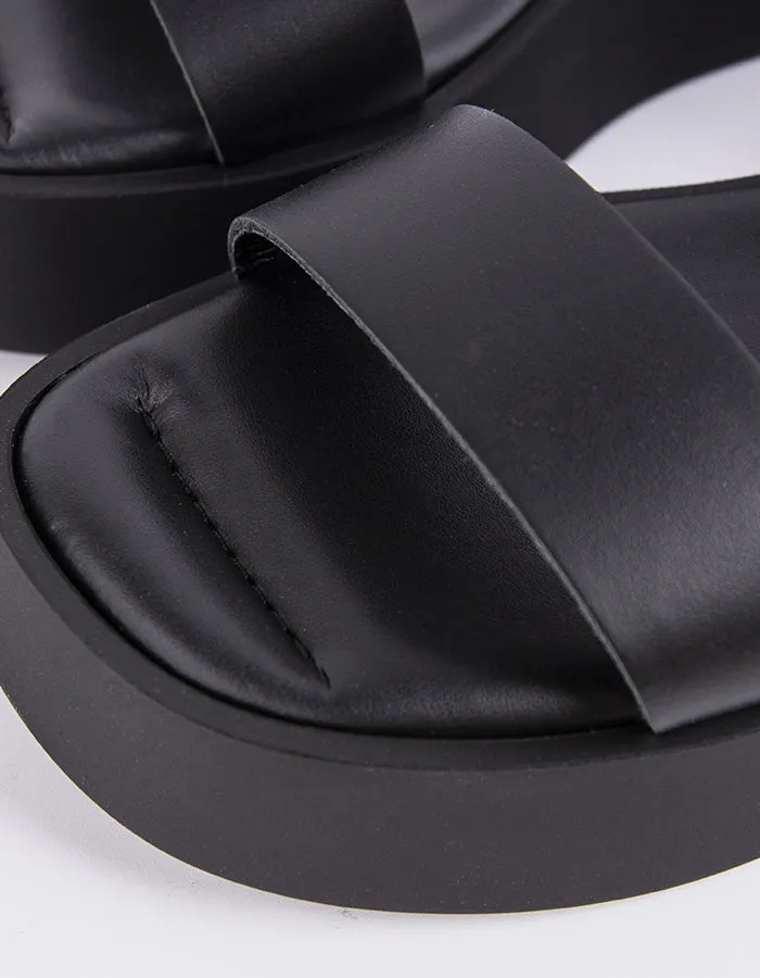Buttercup Cuir Noir