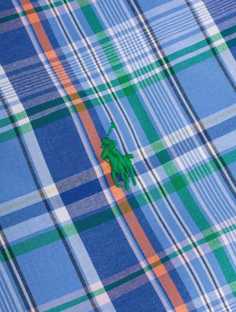 Chemise à carreaux à boutons multiples