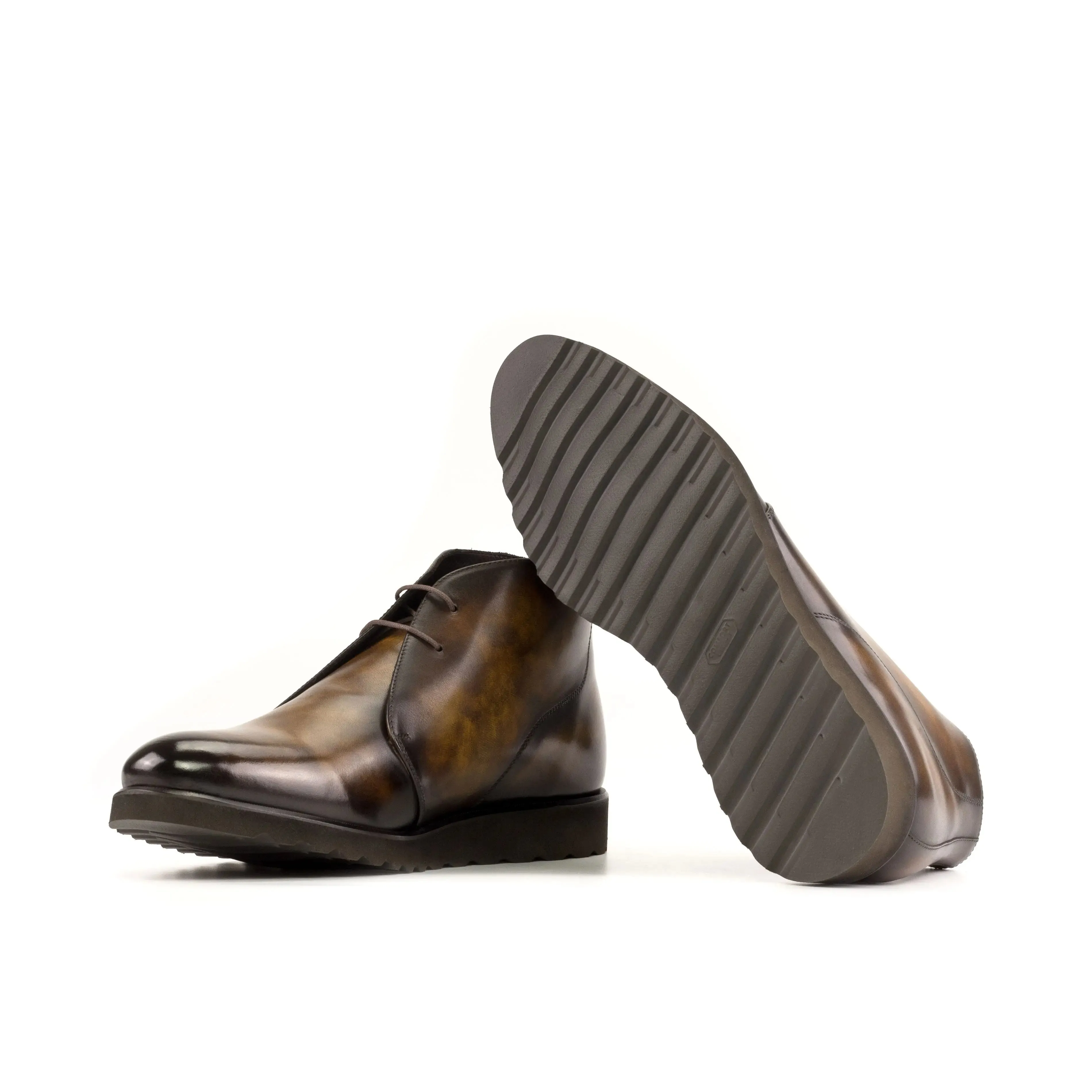 Chaussures Dapperfam DapperFam Vivace en Tabac Chukka à Patine Peinte à la Main pour Hommes