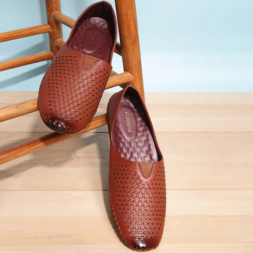 Mocassins décontractés Fortune Tan Mojari pour hommes AVN-40 par Liberty