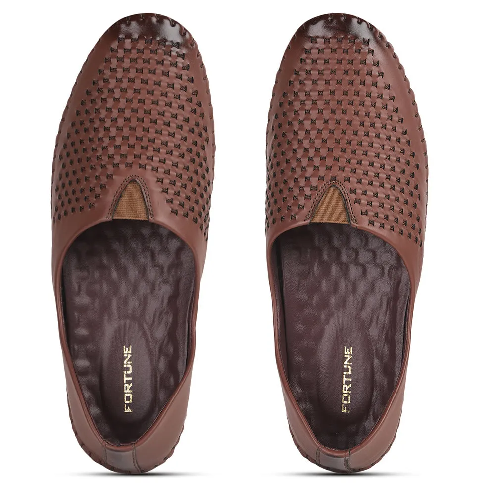 Mocassins décontractés Fortune Tan Mojari pour hommes AVN-40 par Liberty