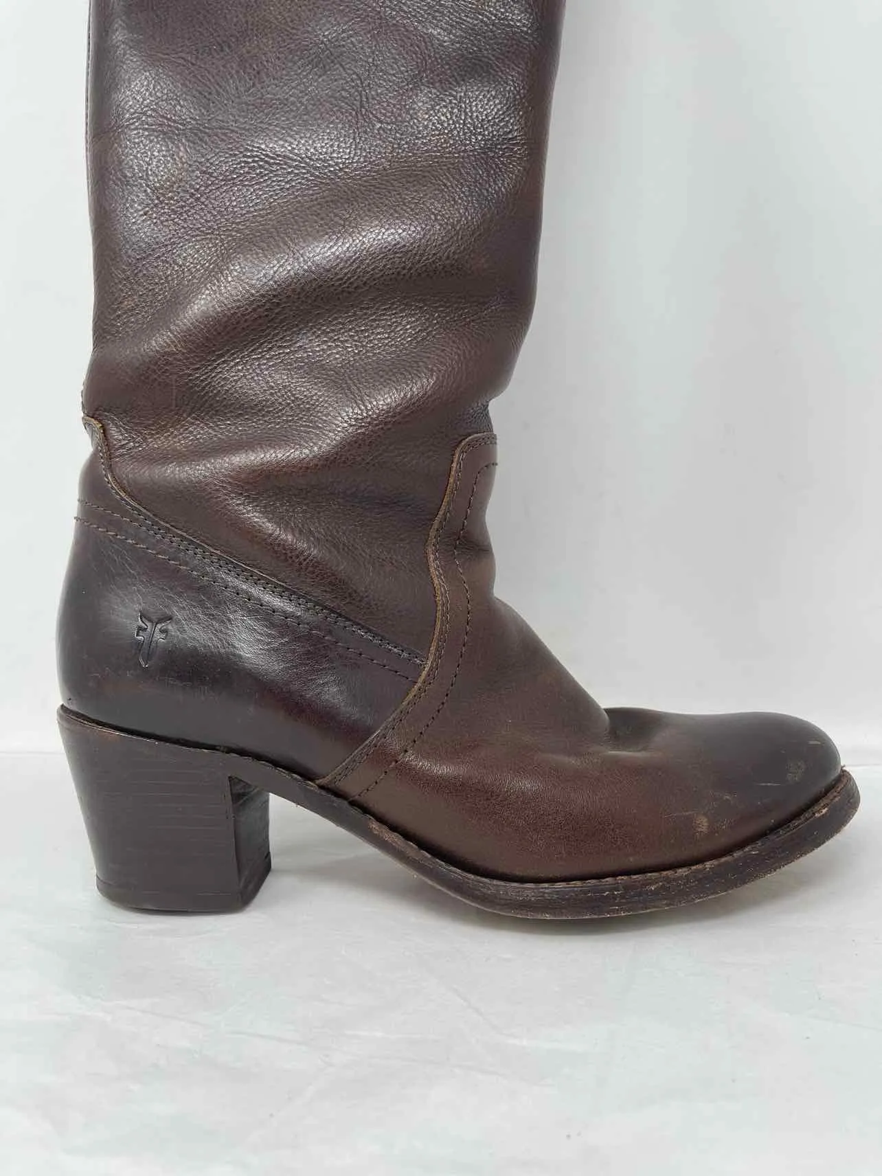 Bottes Designer Frye Taille 9 en Cuir Granuleux Chocolat