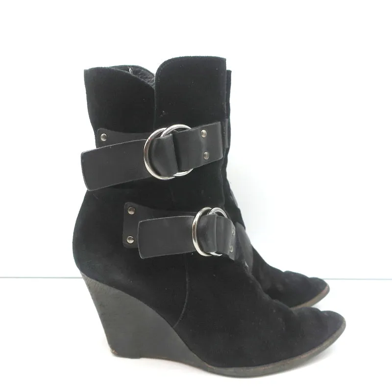 Bottes à cheville à plateforme Givenchy en daim noir avec boucle, pointure 36.5, bout pointu