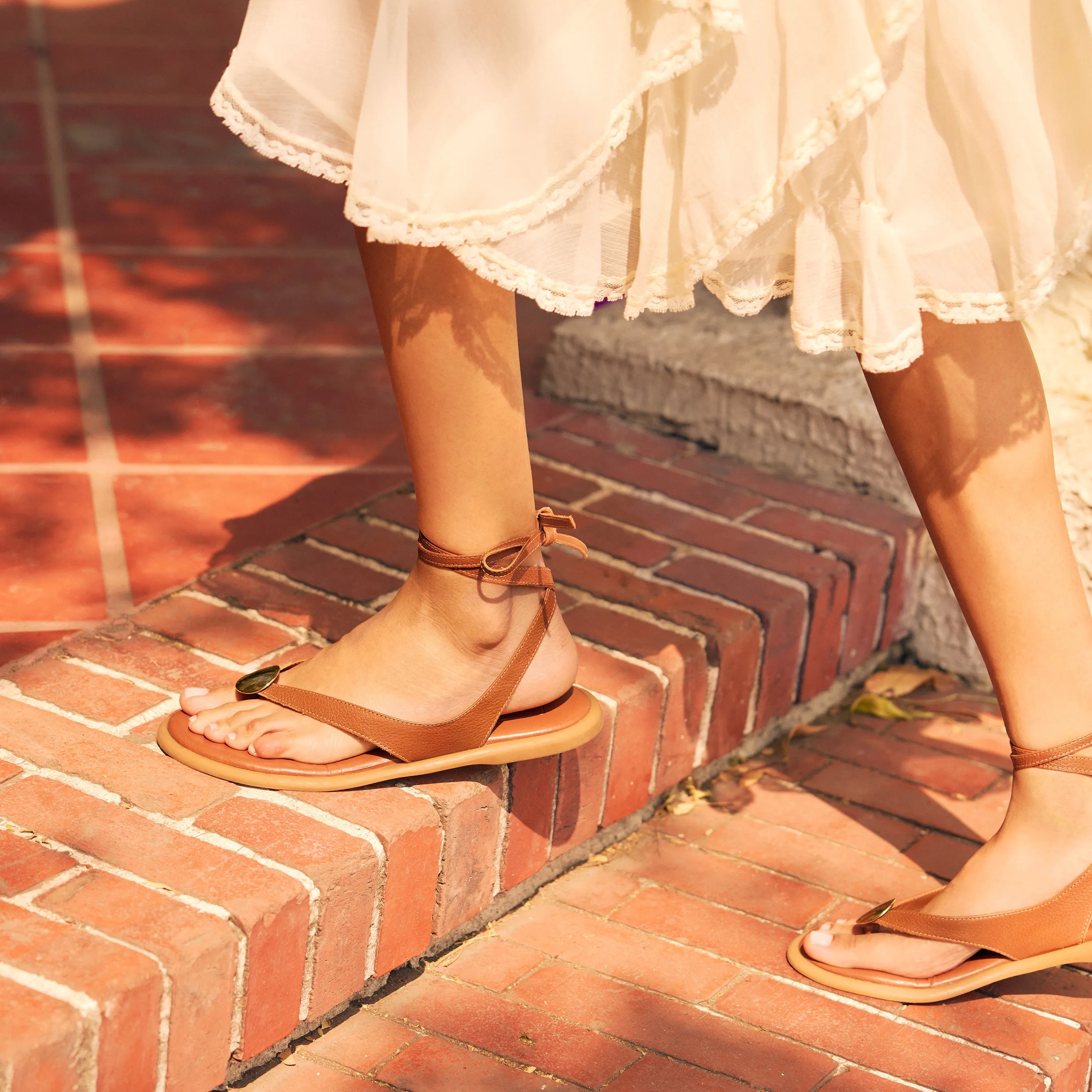 SANDALES JUDY EN CUIR COGNAC