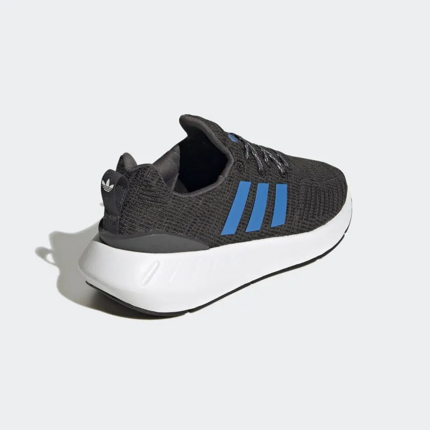 Chaussures adidas Swift Run 22 pour enfants Chaussures Hey Dude