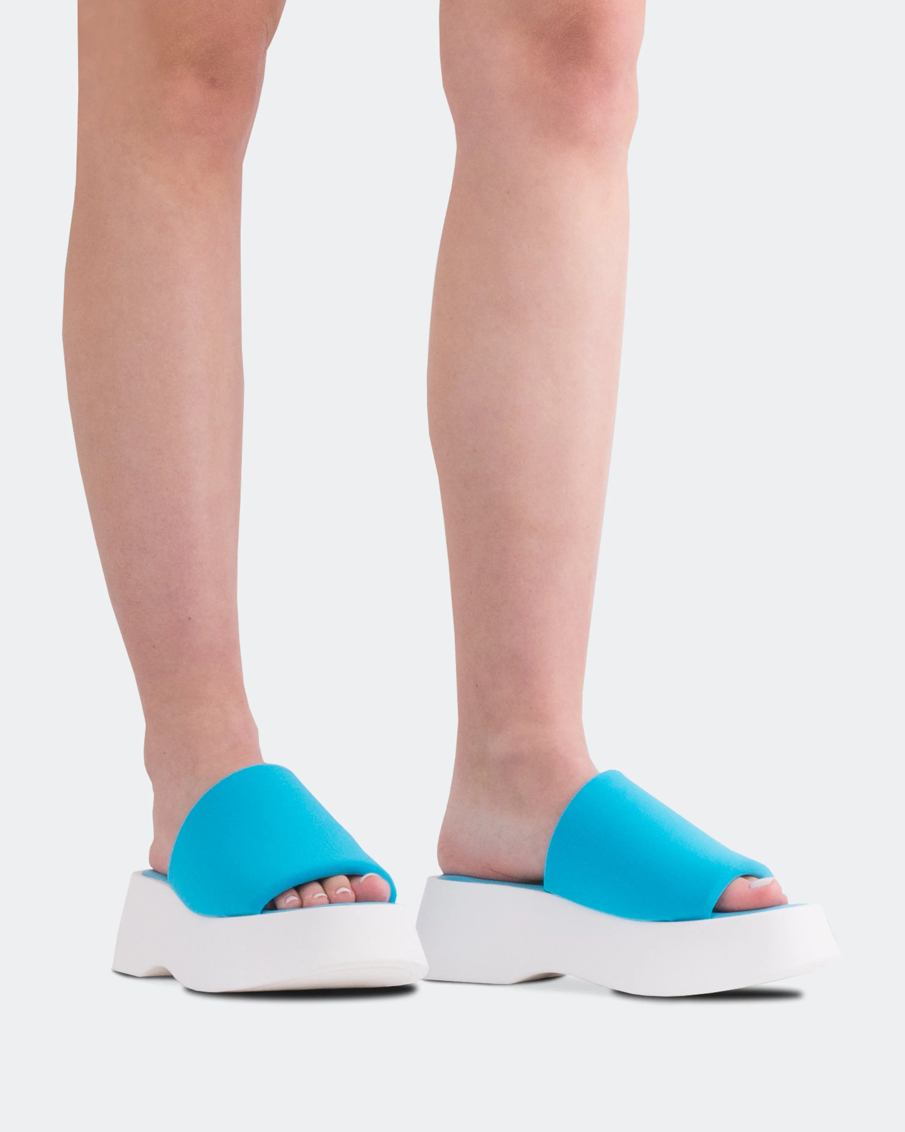 Liu Bleu Lycra