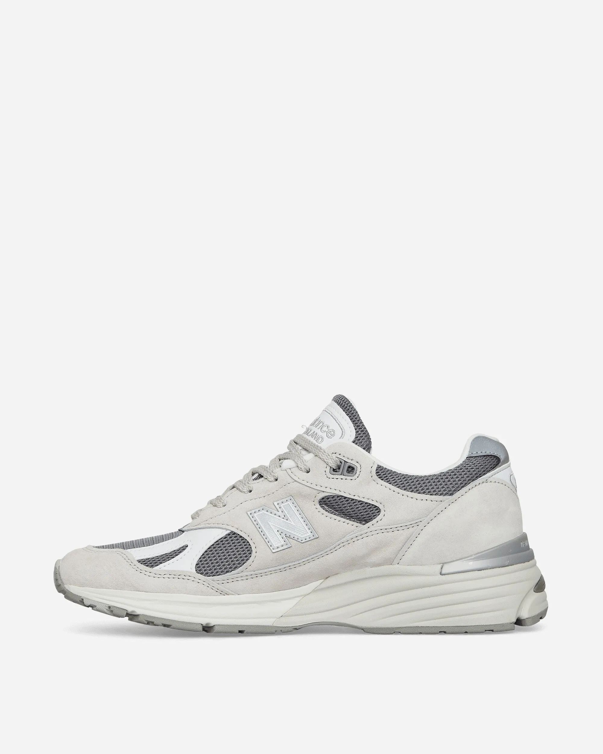 Baskets MADE in UK 991v2 Nimbus Cloud / Argent