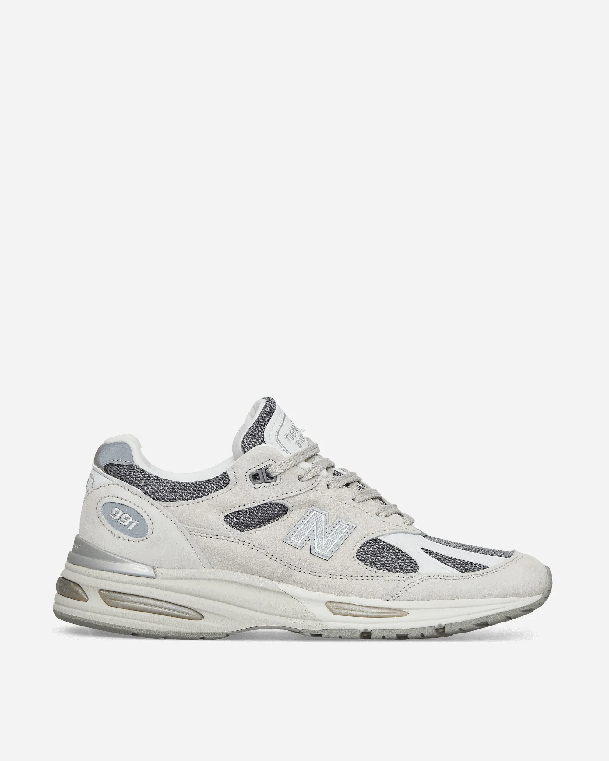 Baskets MADE in UK 991v2 Nimbus Cloud / Argent