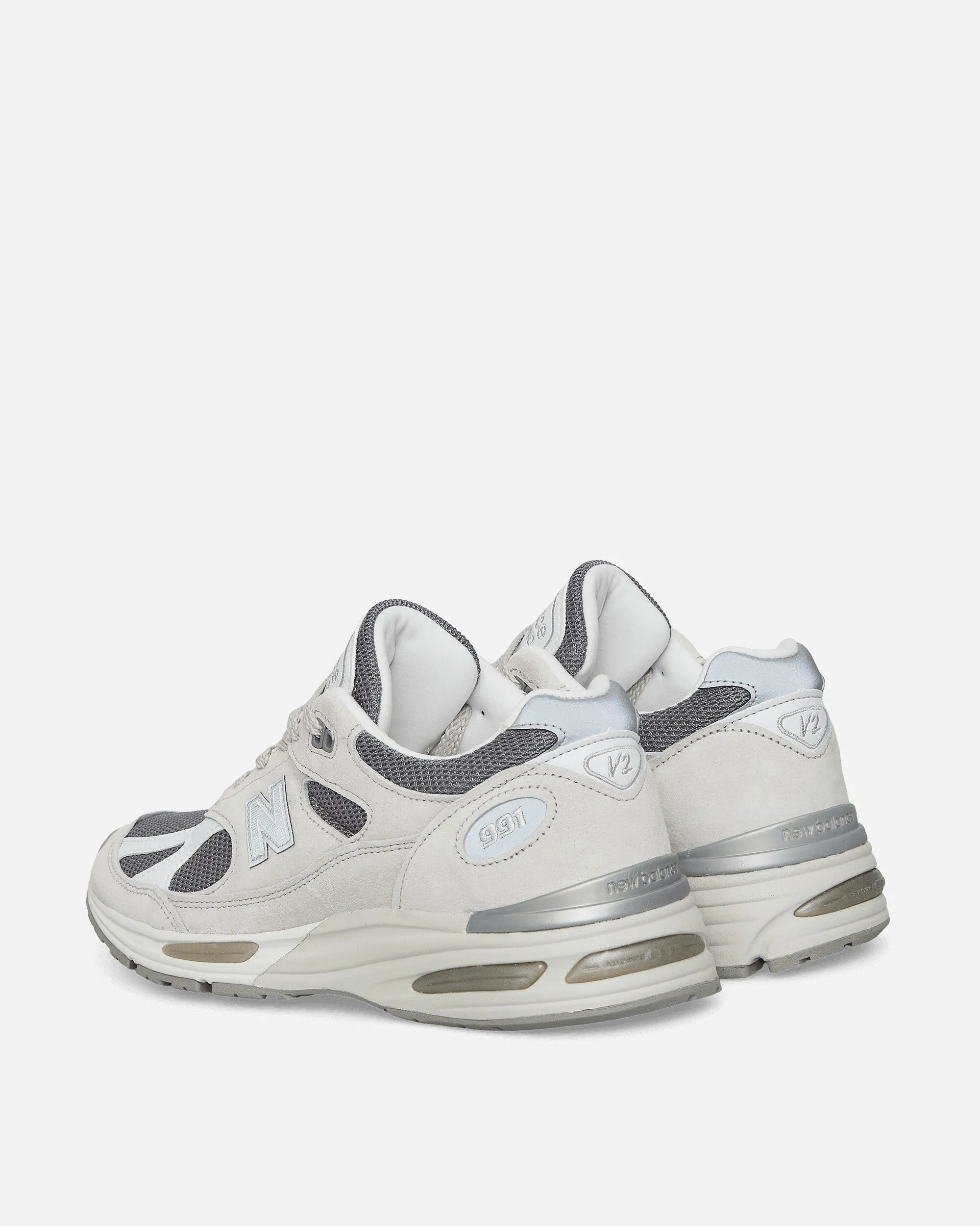 Baskets MADE in UK 991v2 Nimbus Cloud / Argent