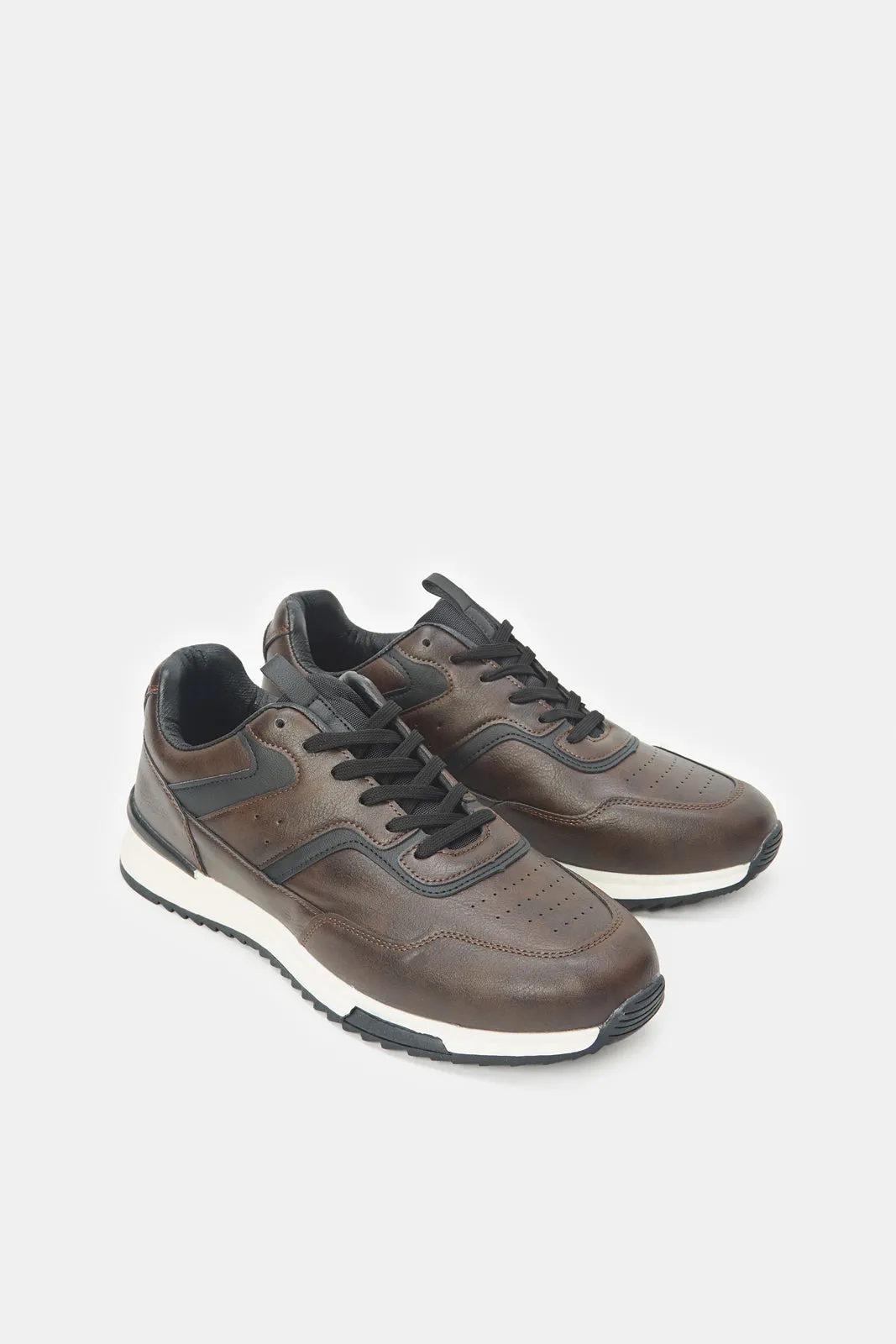 Baskets à lacets marron pour homme