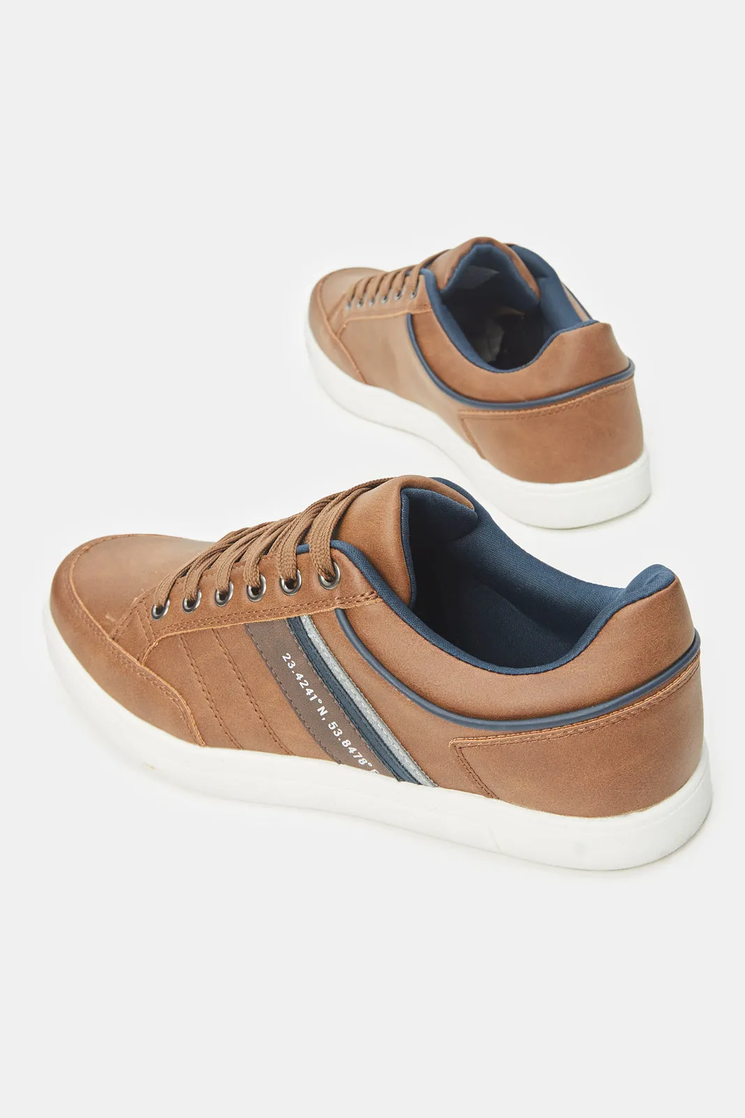 Baskets marron rayées pour hommes