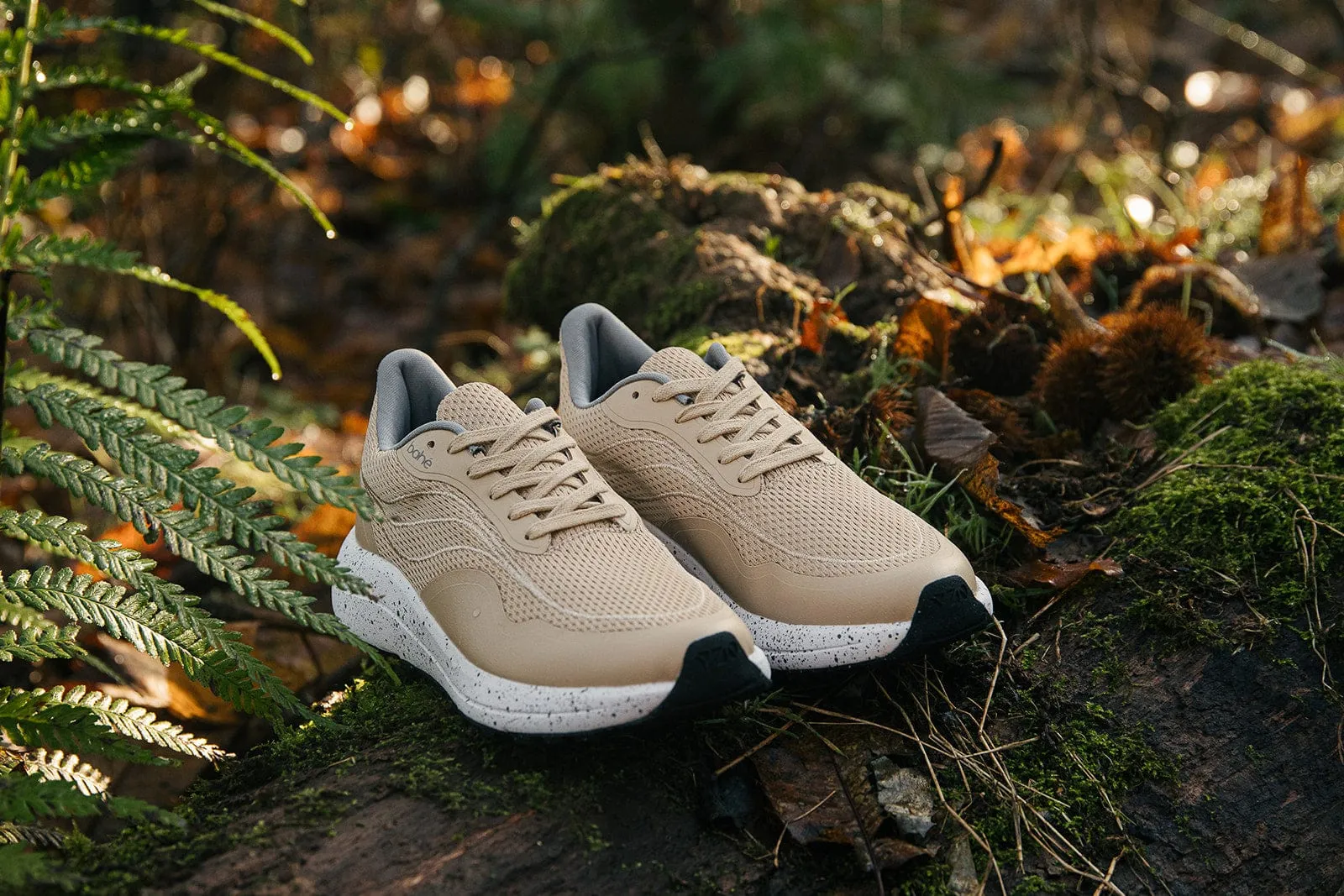 Chaussures de sport véganes pour hommes rechargeables et reliées à la terre | Grès