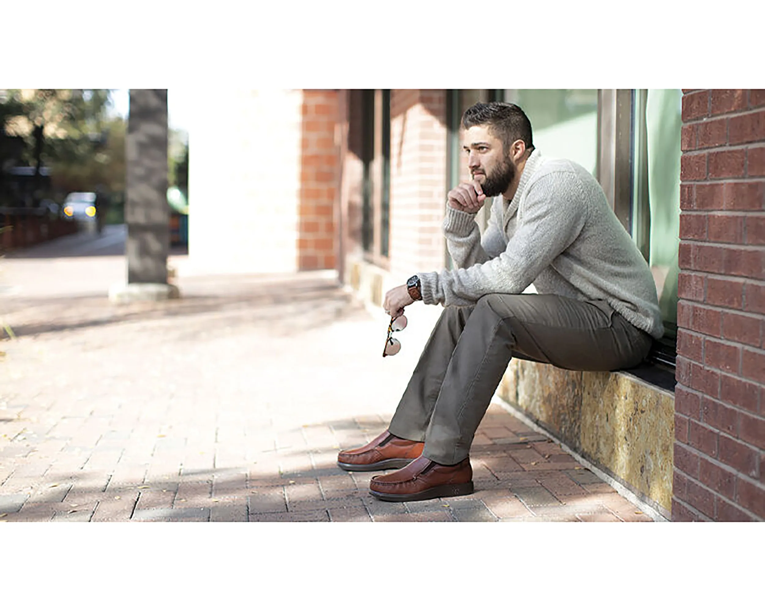 Mocassin à enfiler avec empiècement latéral pour homme