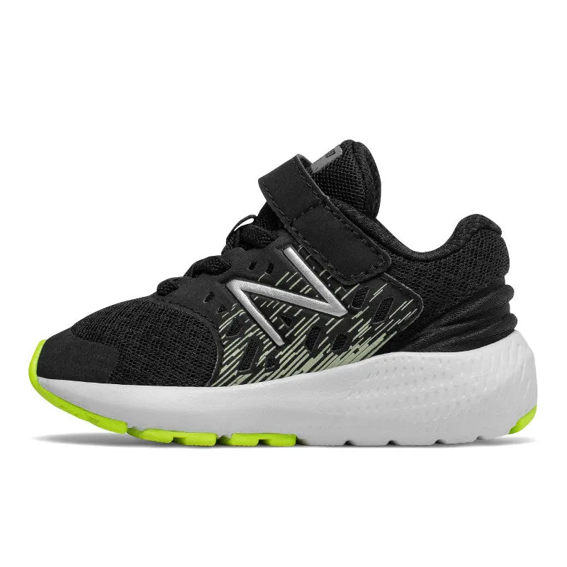 New Balance Black FuelCore Urge v2 A/C Chaussure de Sport pour Bébé/Enfant Bas Âge