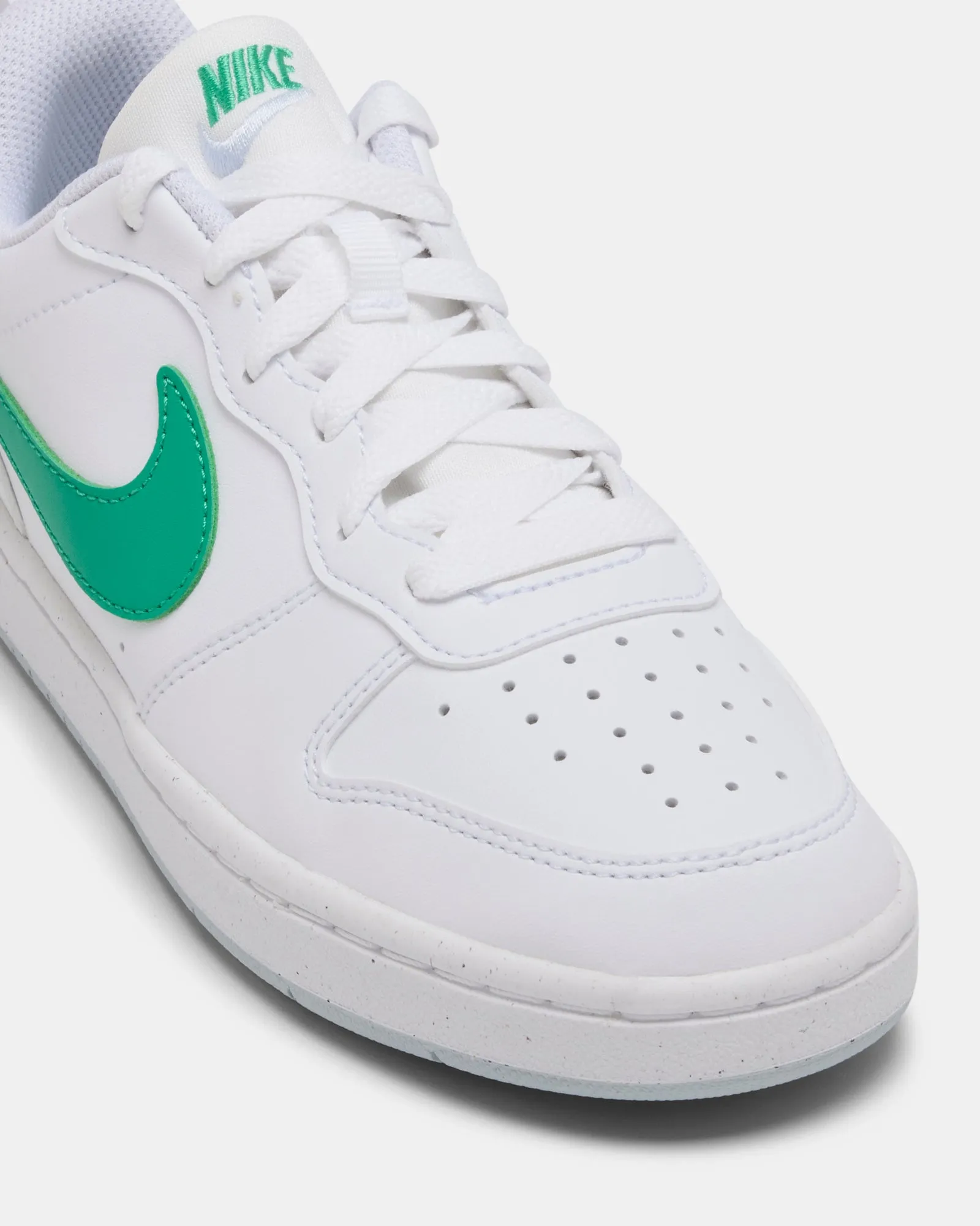 Chaussures Nike Kids Court Borough Low Recraft pour école primaire Blanc/Vert Stadium/Gris