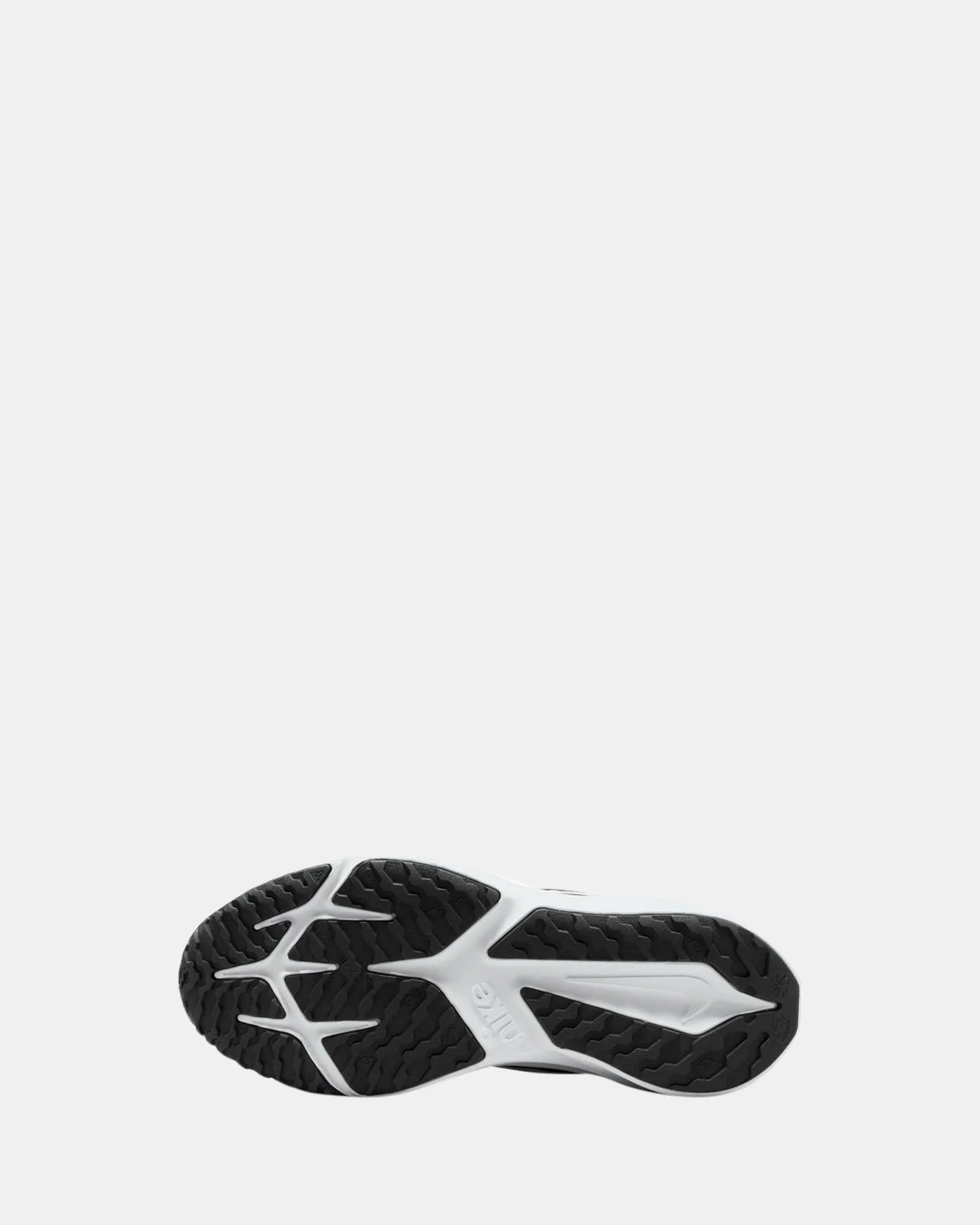 Chaussures Nike Enfants Star Runner 4 NN Grade School Noir/Blanc/Anthracite