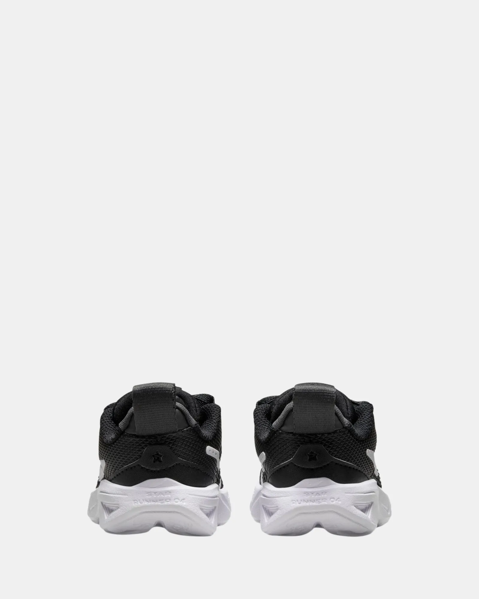 Chaussures Nike Enfants Star Runner 4 NN Bébé Noir/Blanc/Anthracite