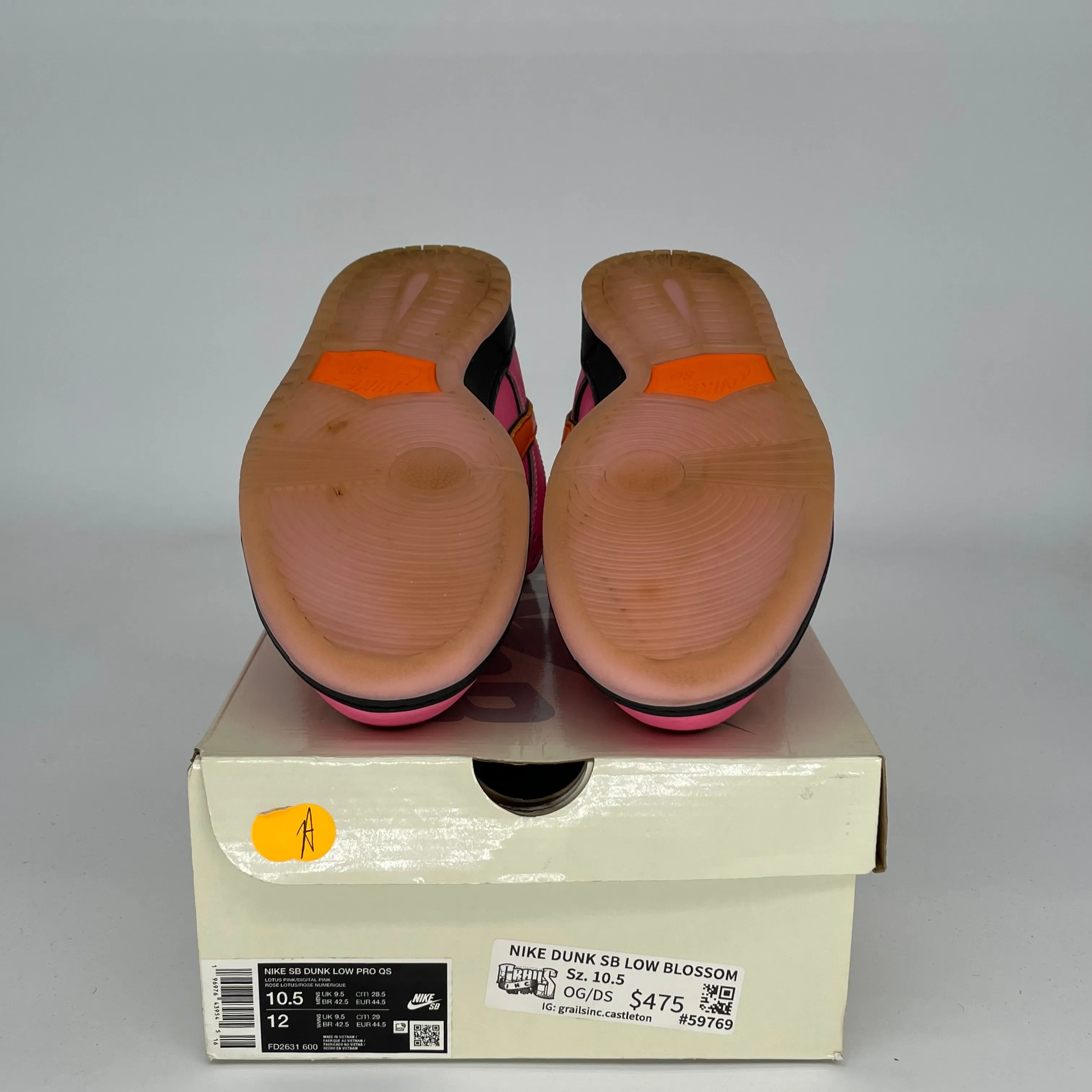 NIKE SB DUNK LOW POWERPUFF GIRLS BLOSSOM TAILLE 10.5 FD2631-600