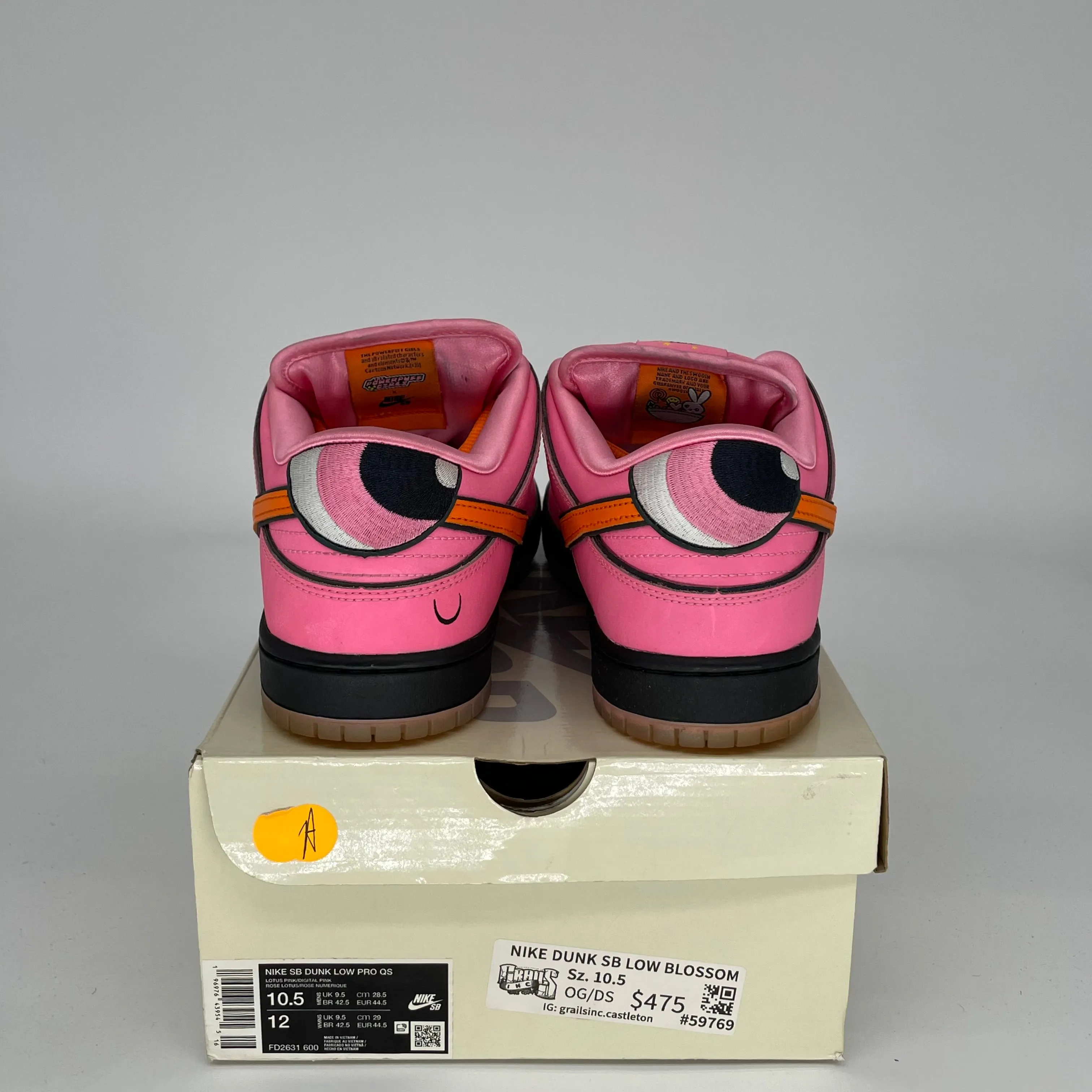 NIKE SB DUNK LOW POWERPUFF GIRLS BLOSSOM TAILLE 10.5 FD2631-600