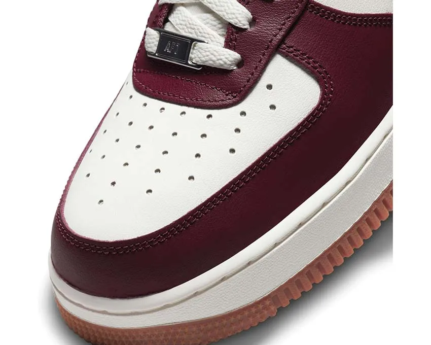 Chaussures Nike Nike Air Force 1 '07 LV8