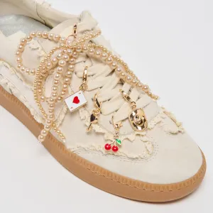 AVIS SNEAKERS EN DENTELLE IVOIRE   LOT CHARM DORÉ