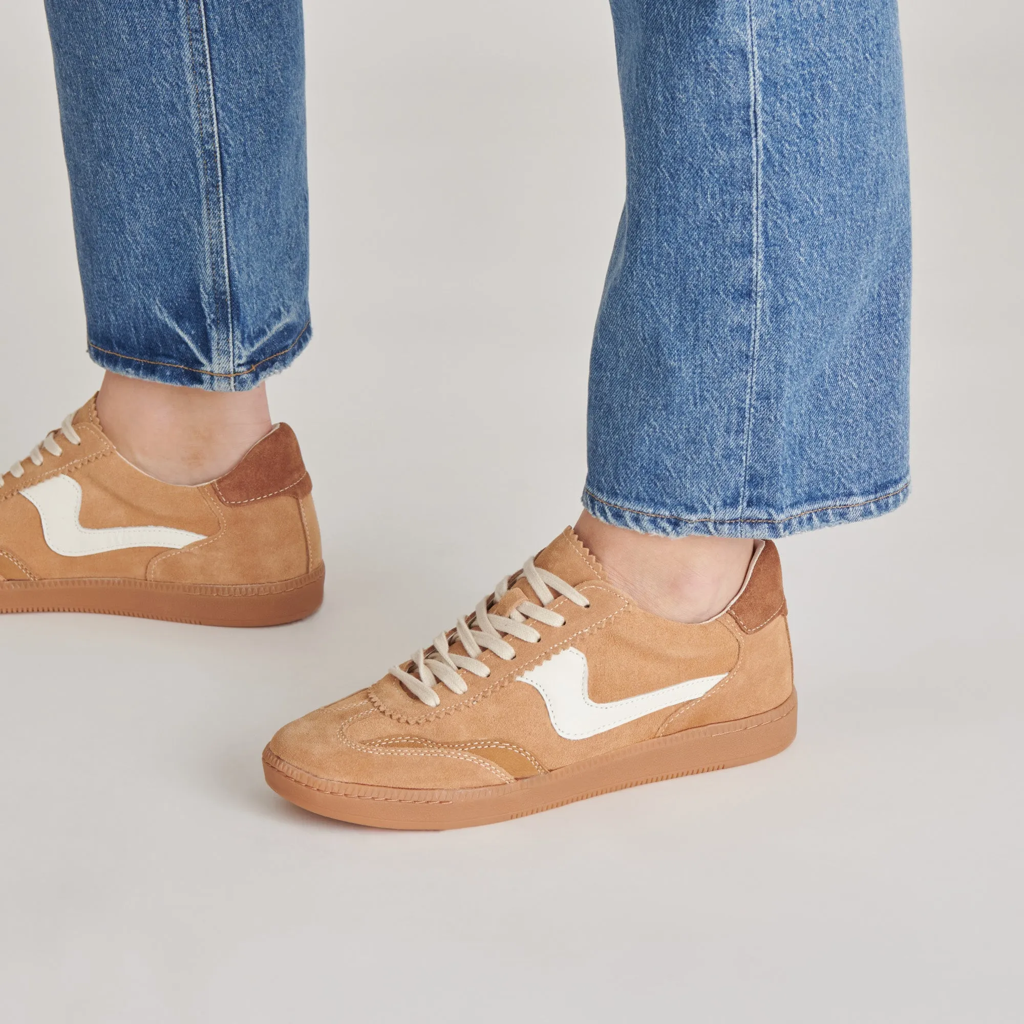 SNEAKERS NOTICE EN DAIM BRUN