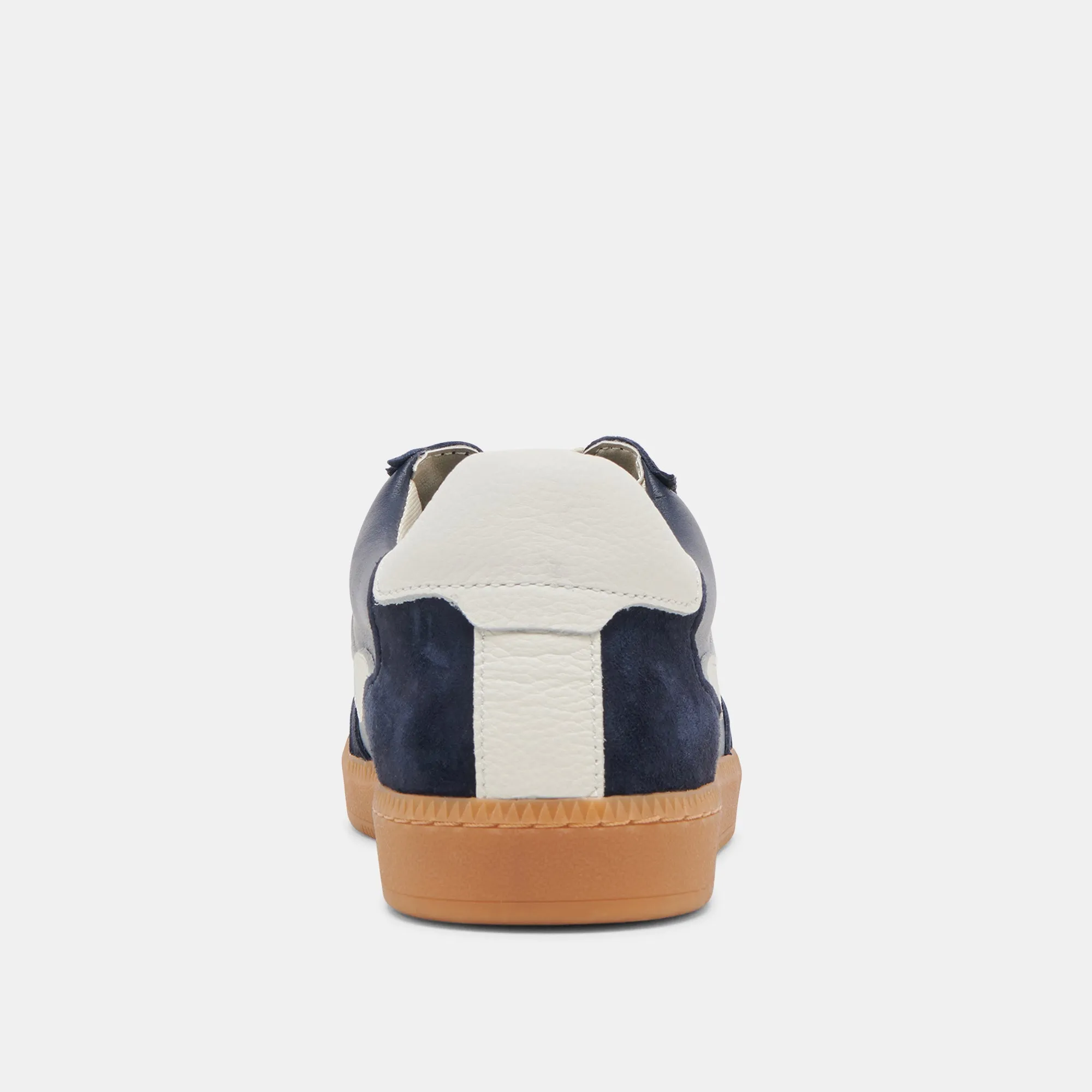 BASKETS NOTICE EN DAIM BLEU MARINE