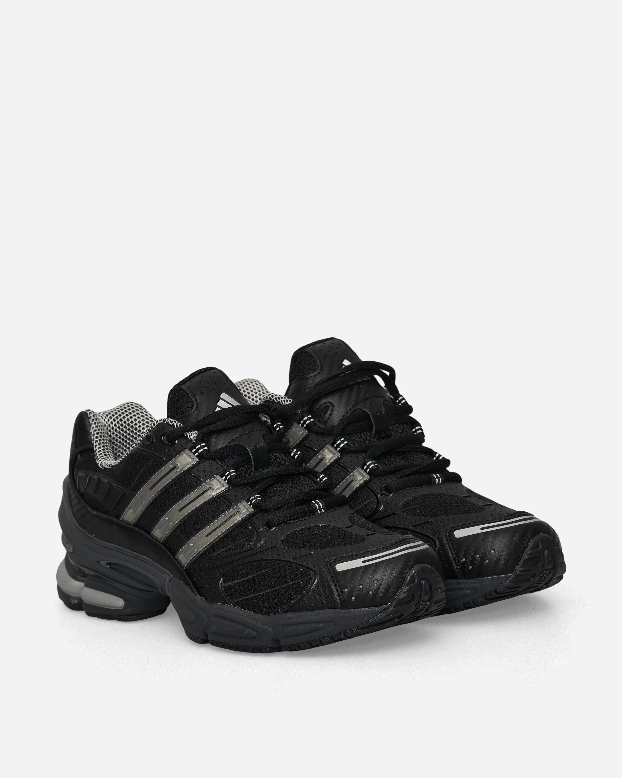 Ozweego Pro Sneakers Noir de Base / Métallique Fer / Gris Six