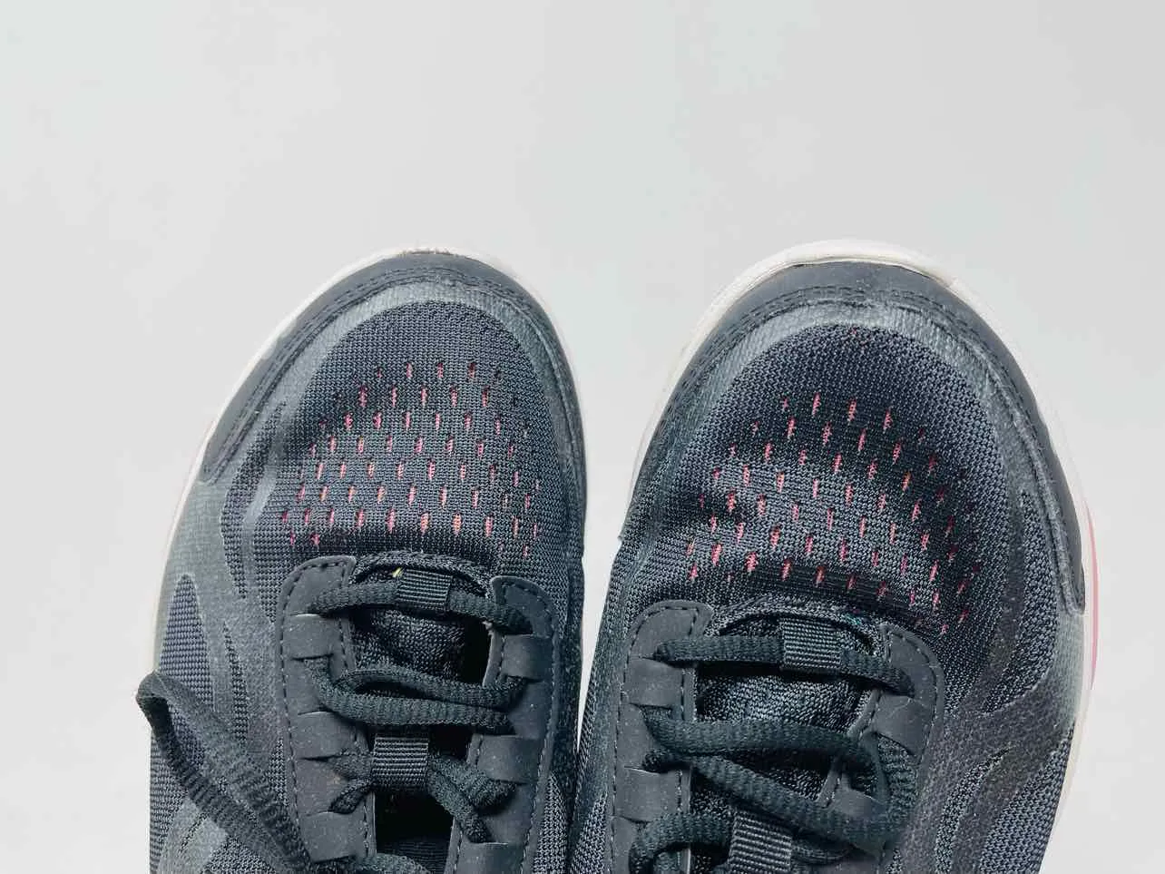 Ryka Taille 8 Noir/Rose/Blanc Chaussures à Lacets en Mesh Sneakers