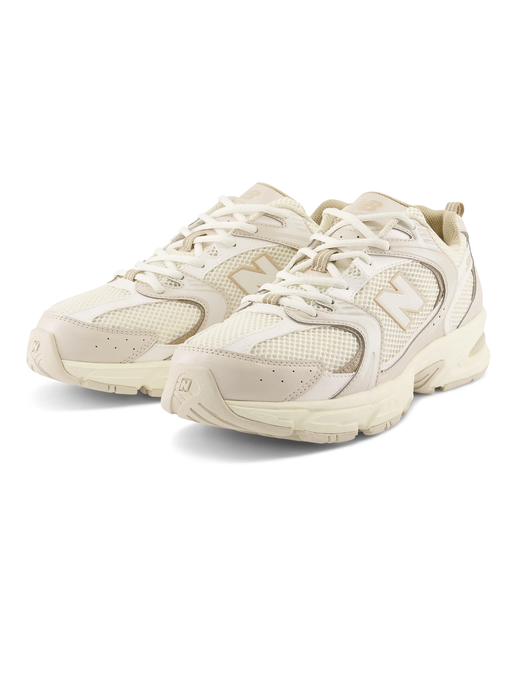 Baskets 530 Lifestyle Crème