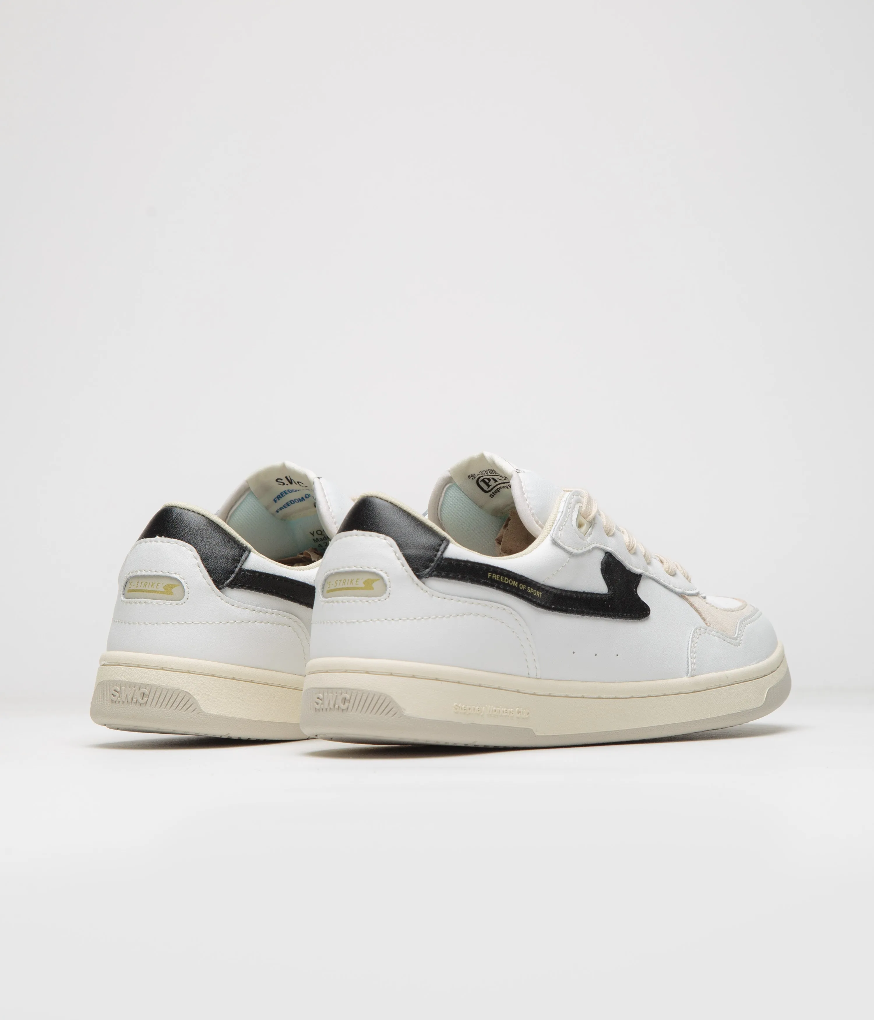 Stepney Workers Club Pro Cup 01 S-Strike Chaussures - Blanc / Noir Chaussures Stepney Workers Club