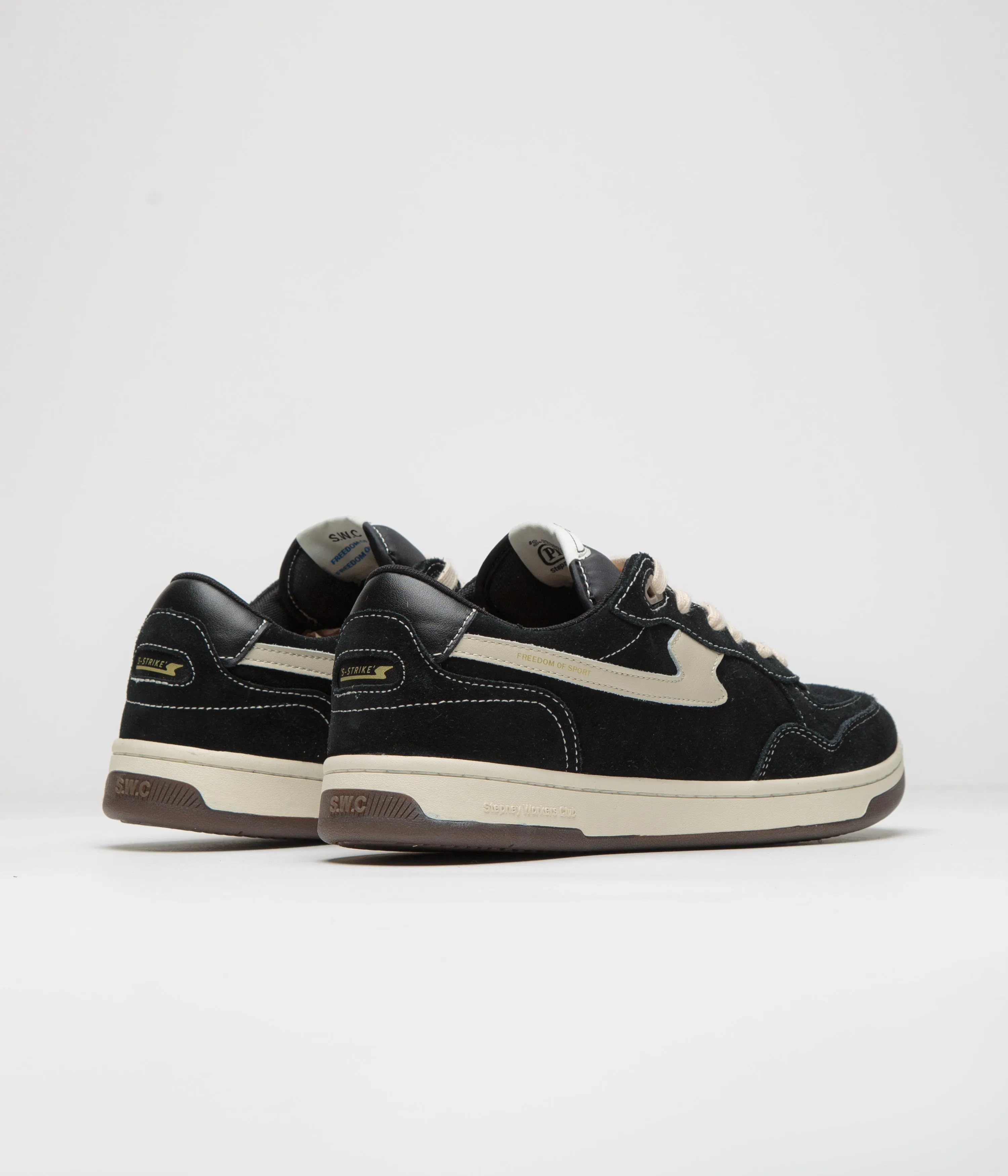 Stepney Workers Club Pro Cup 01 S-Strike Chaussures en Suède - Noir / Blanc Chaussures Stepney Workers Club