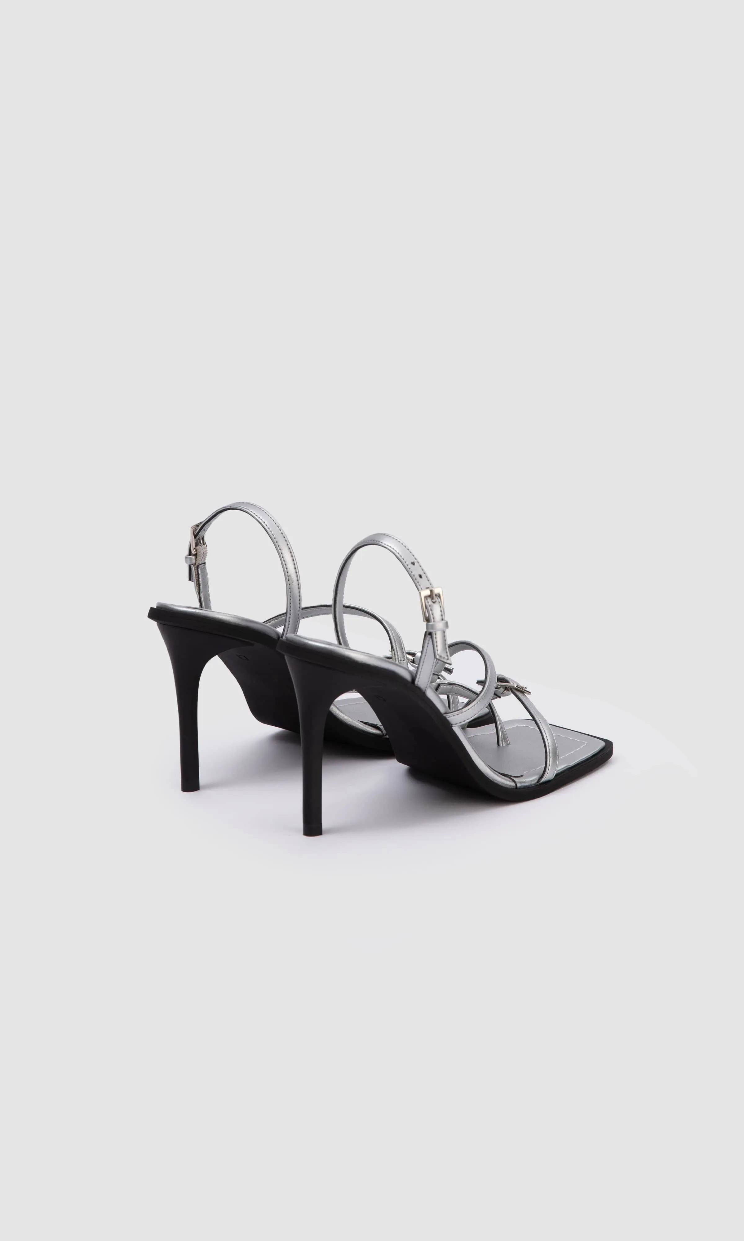 Sandales à talons en similicuir de pomme Vicki Vegan | Argenté