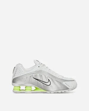 Baskets Shox R4 pour Femme Blanc / Argent Métallisé / Volt