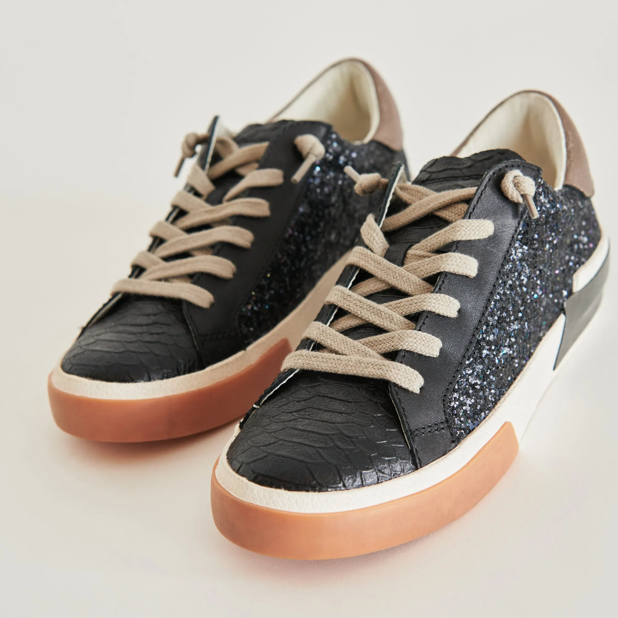 ZINA SNEAKERS NOIR BRILLANT PAILLETTES