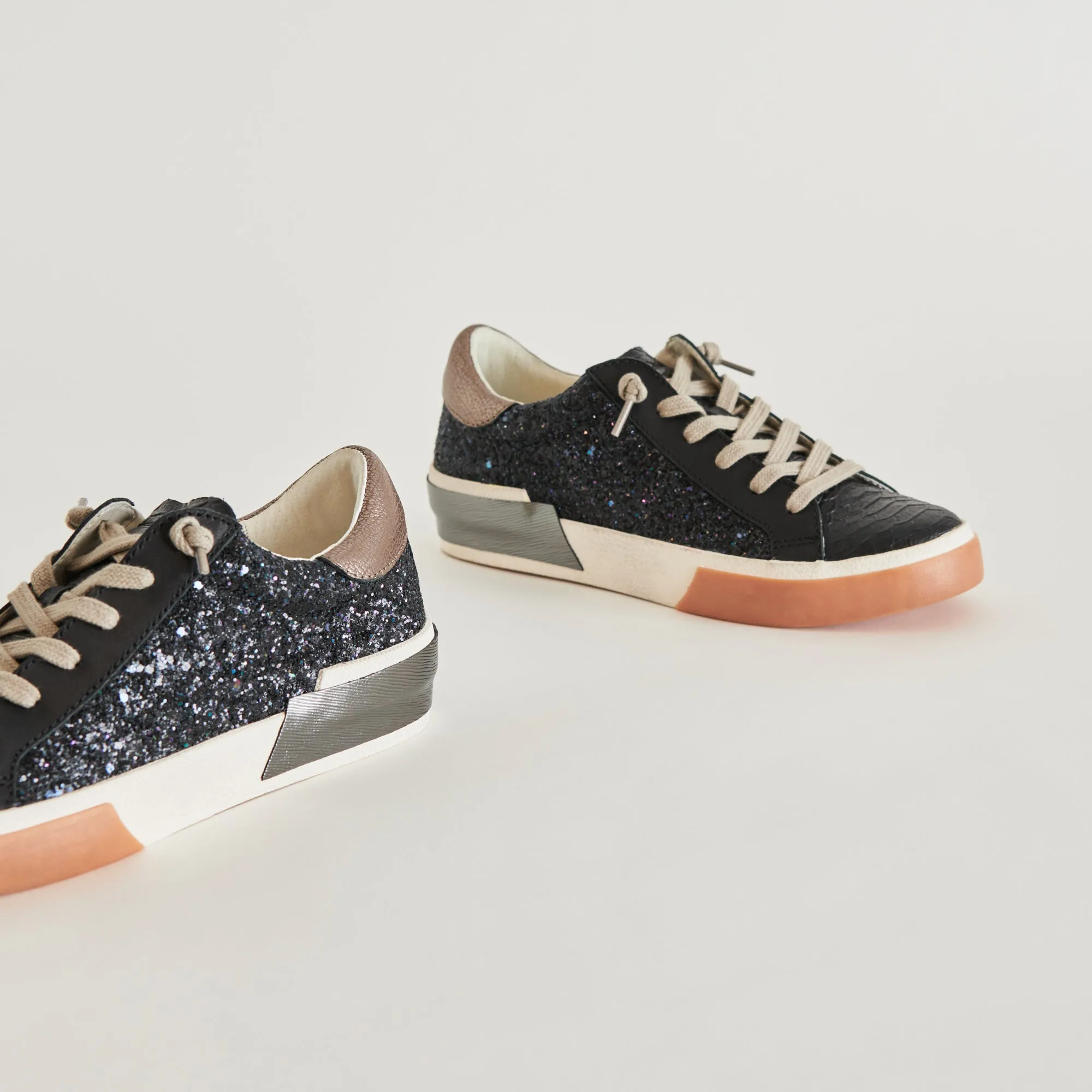 ZINA SNEAKERS NOIR BRILLANT PAILLETTES